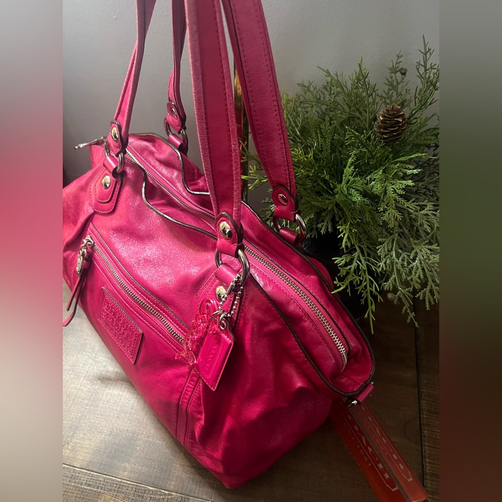 Coach Poppy Rocker Bag - Picture 3 of 16